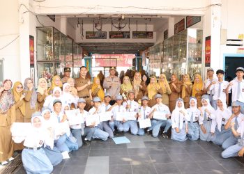 Kapolres Lampung Utara Jadi Pembina Upacara di SMA 1 Kotabumi, Beri Peringatan Keras Soal Bahaya Kenakalan Remaja
