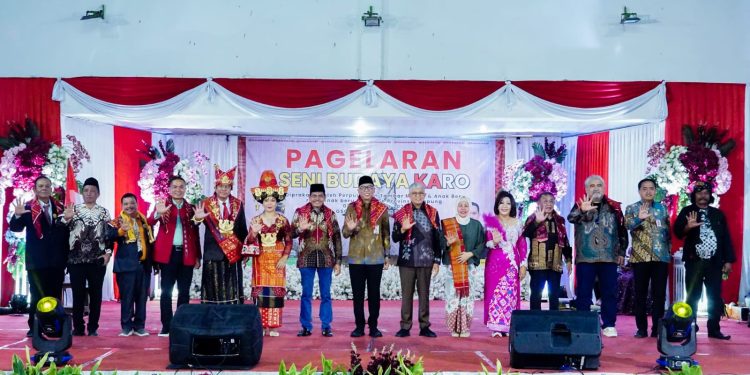 Gubernur Lampung Rahmat Mirzani Djausal Ajak Generasi Muda Lestarikan Budaya Karo di Tengah Arus Digitalisasi