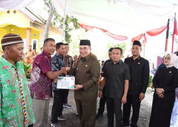 Bupati Tanggamus Bagikan Alsintan ke 50 Kelompok Tani, Langkah Nyata Wujudkan Swasembada Pangan