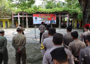 Polres Tanggamus Siaga Hadapi Ancaman Bencana Hidrometeorologi, Latihan Gabungan di Pantai Muara Indah