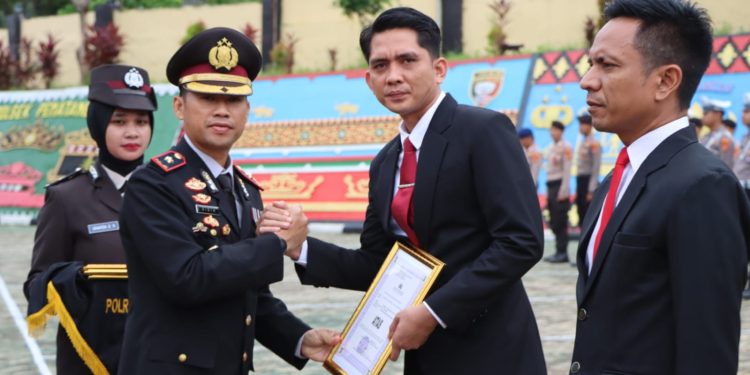 Puluhan Personel Polres Tanggamus Diganjar Penghargaan di Hari Pahlawan 2025, Ini Prestasi Mereka