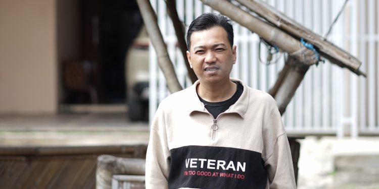 Dengan Puisi Hikayat Sinar yang Disangkal, Muhammad Alfariezie Hadirkan Liris Kontemplatif yang Mendalam