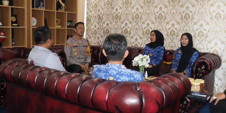 Sinergi Pengawas Pemilu dan Kepolisian Menguat: Bawaslu Sambangi Kapolres Pringsewu Bahas Strategi Pengamanan Pilkada 2025