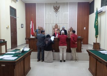 Sidang Pra Peradilan Dirut PT LEB Memanas, Kejati Lampung Tak Hadirkan Saksi Ahli