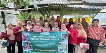 Poltekkes Tanjungkarang Dorong Kesehatan dan Ekonomi Warga Bernung