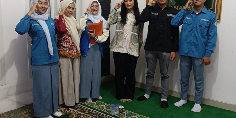 Almira Nabila Fauzi Apresiasi Adzkya Nafis Anshory, Pelajar Pringsewu Terpilih Delegasi Indonesia dalam CYLC di Kuala Lumpur, Malaysia
