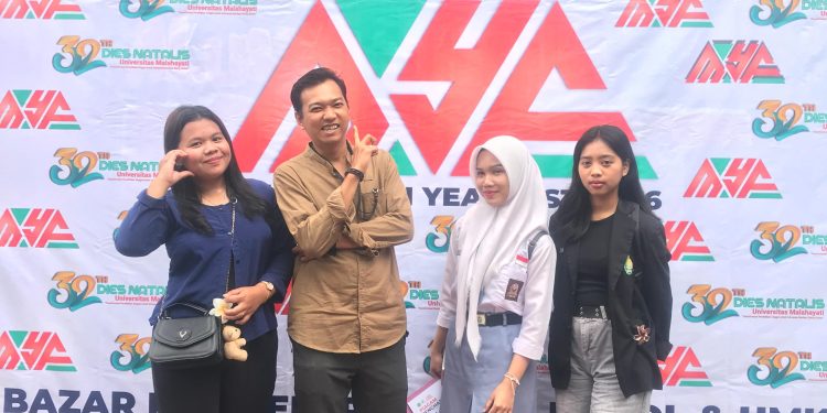 Panggung Sunyi, Suara Puisi Siswi SMK Samudera Bikin Penonton Terpukau