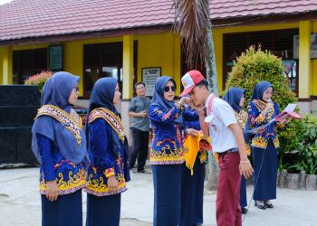 Meriah dan Haru, Pelepasan Siswa SDN 2 Merak Batin Natar Diwarnai Pentas Seni dan Pesan Menyentuh dari Kepala Sekolah