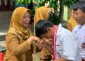 Air Mata Haru dan Bahagia Warnai Kelulusan 100% Siswa UPTD SDN 3 Candimas