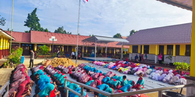 SDN 1 Natar Bikin Rutinitas Pagi yang “Nggak Cuma Belajar”, Siswa Dibiasakan Shalat Duha Berjamaah